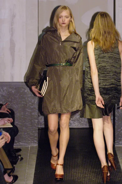 Look 7